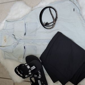 Holister sleeveless top